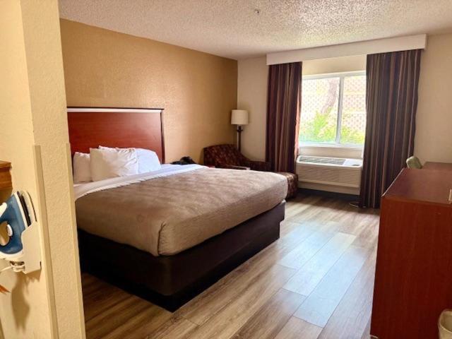 Quality Inn & Suites Golden - Denver West Lakewood Exterior foto