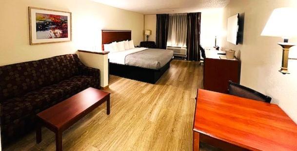 Quality Inn & Suites Golden - Denver West Lakewood Exterior foto